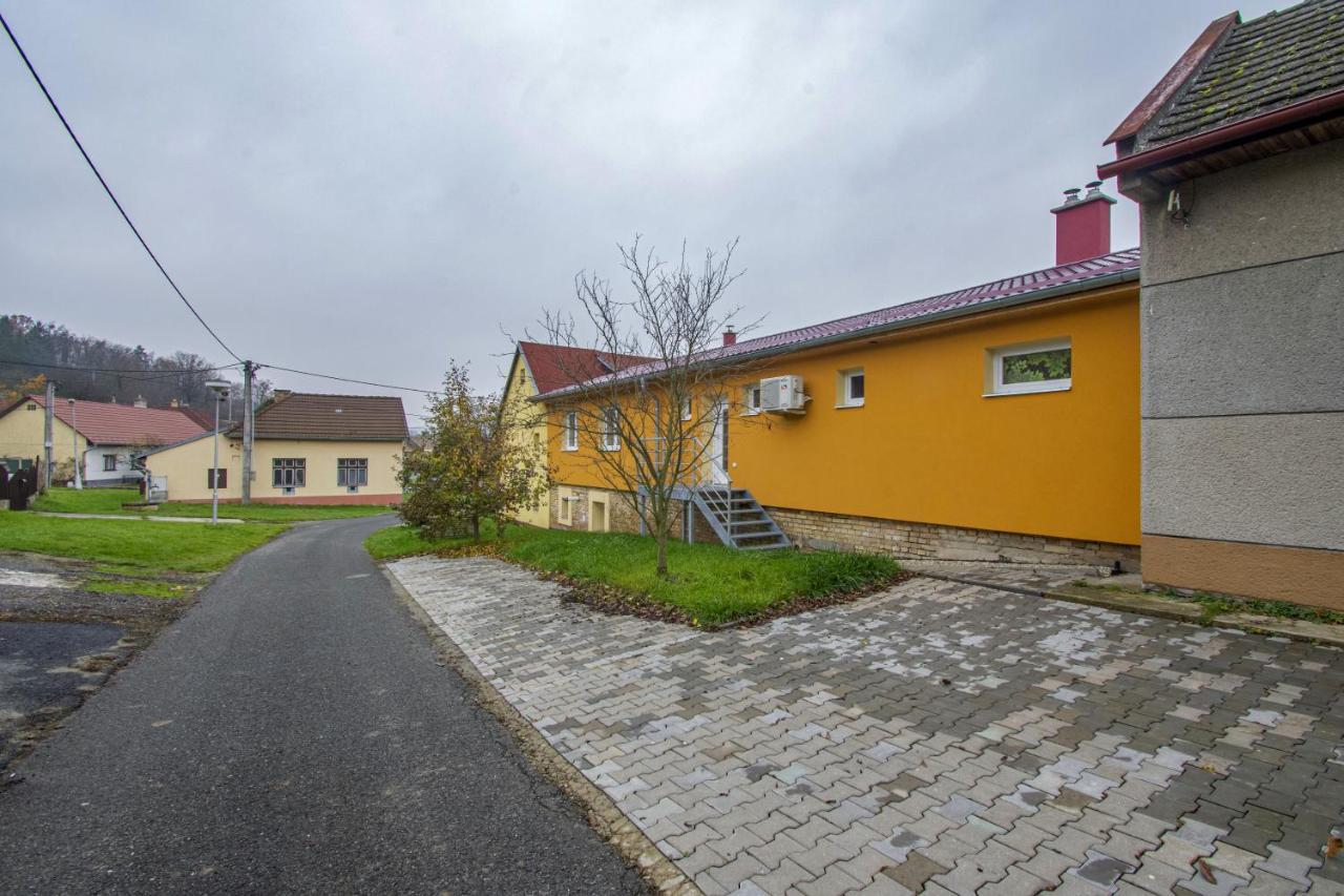 Velky Apartman Zlamanka Kroměříž Dış mekan fotoğraf